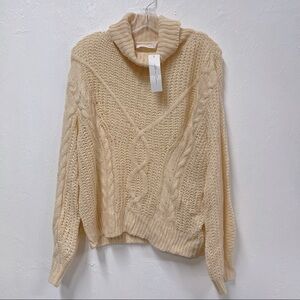 All In Favor Turtleneck Sweater M